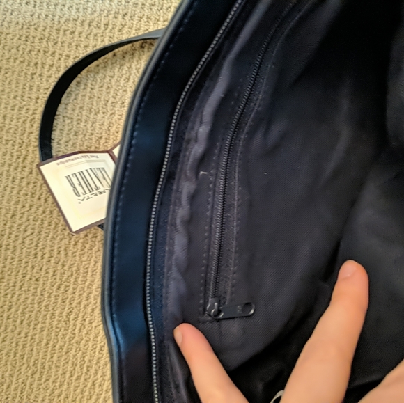 NWT vintage Sereta Leather Handbag Women Black medium Messenger Crossbody Purse - Picture 5 of 11